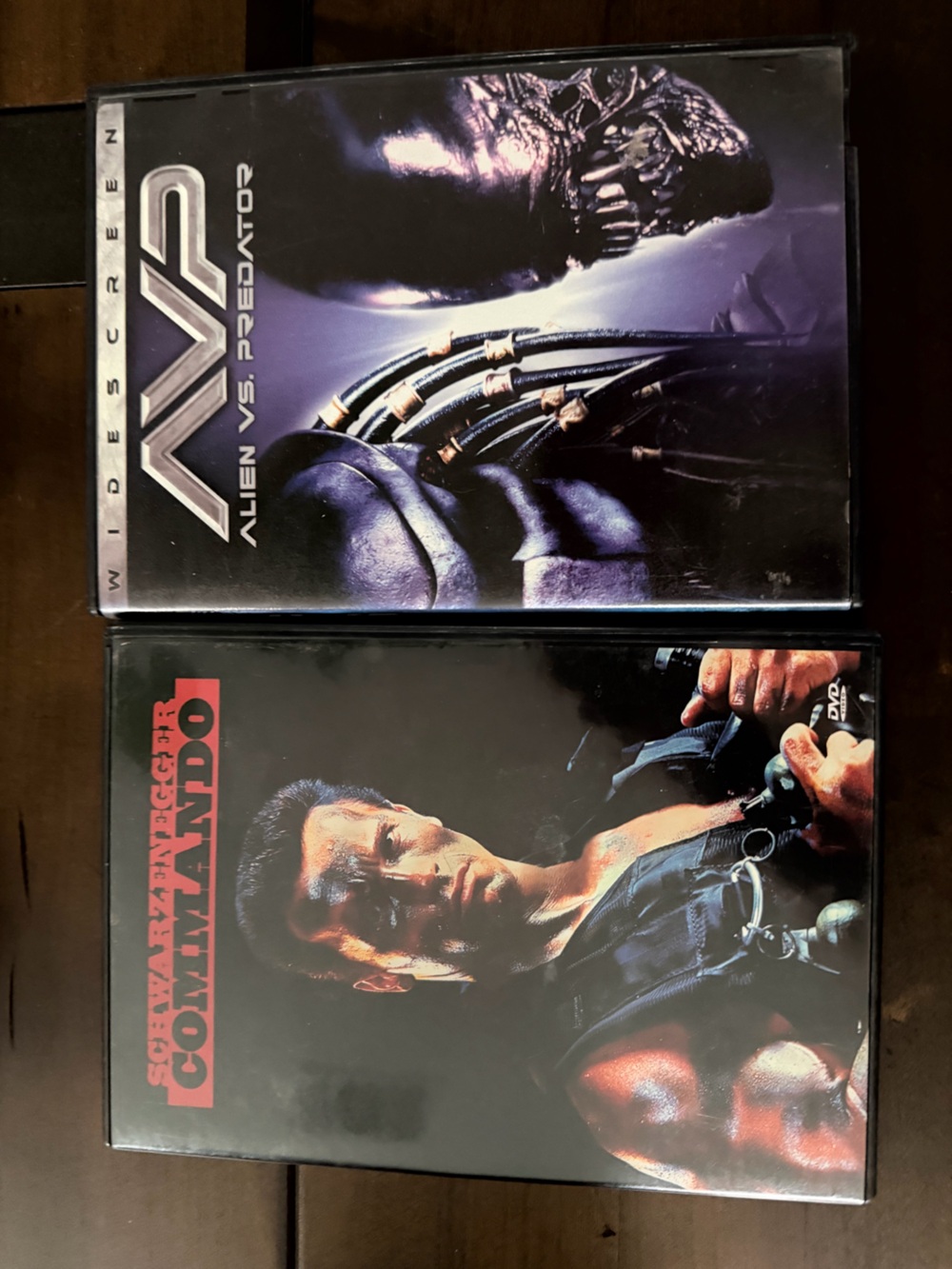 Alien vs. Predator & The Last Samurai DVD Lot - Black, Purple